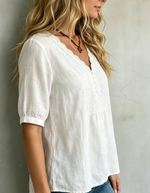 Women's Retro Linen Short-sleeve Shirt With Embroidered V-neck Cotton-linen Top